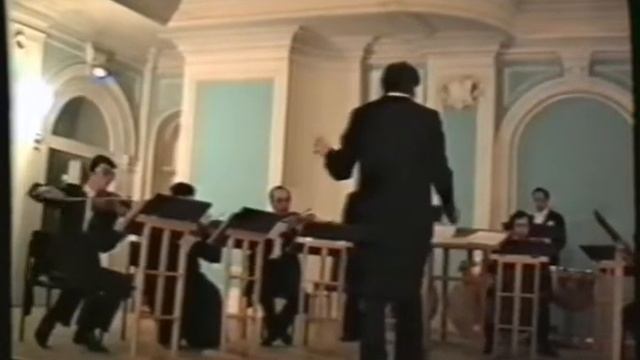В.Моцарт. Серенада-ноктюрн для двух оркестров, часть 3, дирижёр Владимир Калашников смотреть онлайн