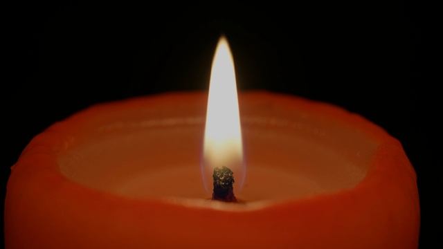 8К Горящая свеча | Burning Candle light 8K | Crackling Fire sounds | Relaxation | Meditation 4K | 4 смотреть онлайн