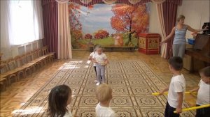 Игры-упражнения с предметами обруч и гимнастическая палка.