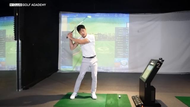 다운스윙 이느낌 모르면 답없습니다..제대로된 다운의 방법을알려드립니다. смотреть онлайн