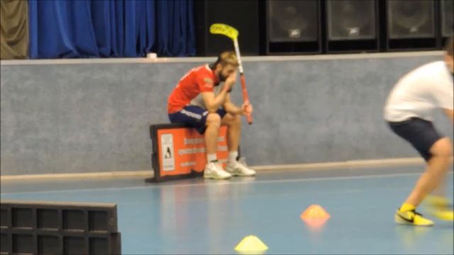 флорбольный клуб "Сестрорецкие бобры" юниоры 2. тренировка смотреть онлайн