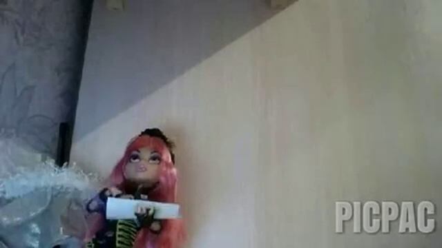 Хоулин не умеет рисовать #picpac #monsterhigh смотреть онлайн