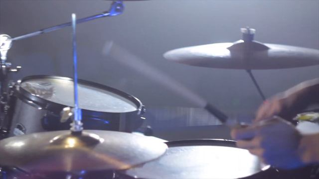 Hillsong young&free - let go - Drums смотреть онлайн