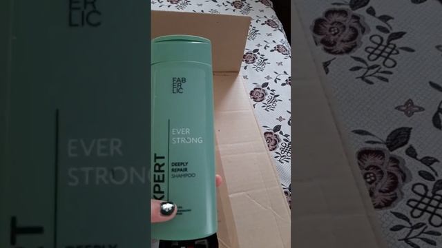 Распаковка по 17 каталогу Фаберлик смотреть онлайн