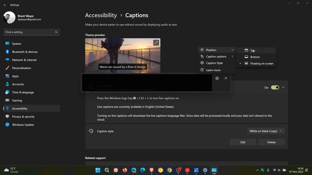 How to enable and use the Windows 11 22H2 new live captions feature смотреть онлайн