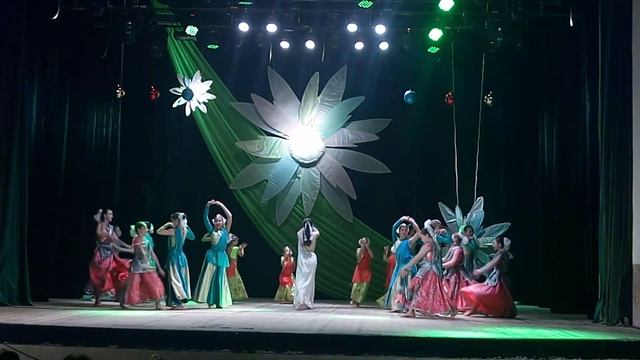 Des Rangila. Indian Dance Group DJAYA/ДЖАЯ Индийский танец смотреть онлайн