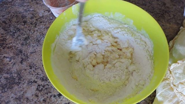 Никуша стряпает Манник сама!!! Очень легкий рецепт манника на кефире. смотреть онлайн