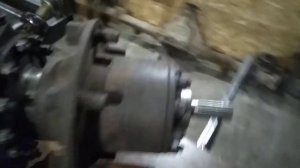 установил поворотный кулак газ 66на раму.