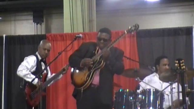 Tribute to Luther Allison - Doc Blakey & The Blues Messengers. смотреть онлайн