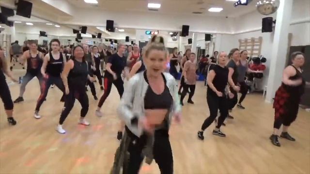 DANCE MONKEY by Tones and I - Zumba choreo смотреть онлайн