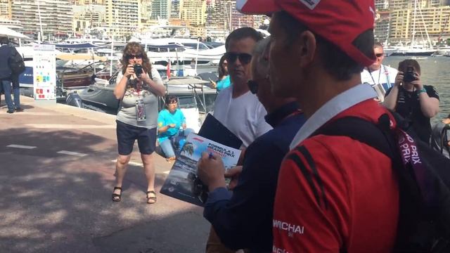 Johnny Herbert signing autographs at Monaco Grand Prix 2018 смотреть онлайн