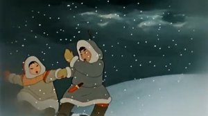 В яранге горит огонь