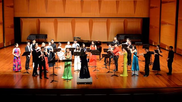 Quantz: Concerto in G for 2 flutes and orchestra (1st Mov) смотреть онлайн