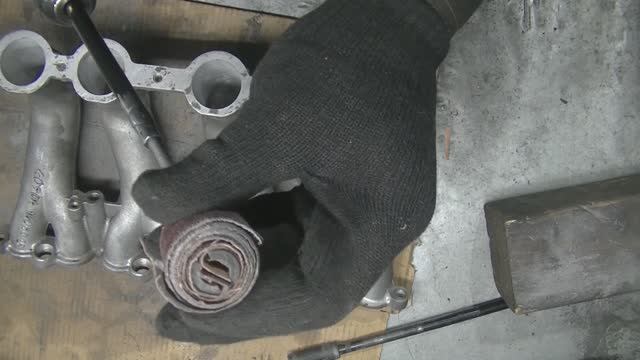 Технология шлифовки впускного коллектора ЗМЗ 40904 смотреть онлайн