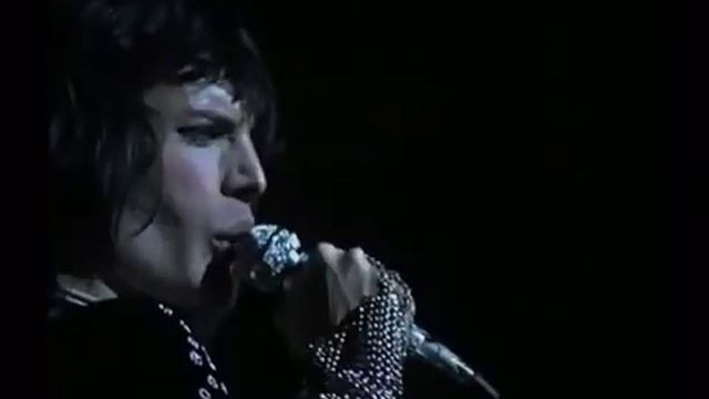 Самая первая песня Queen