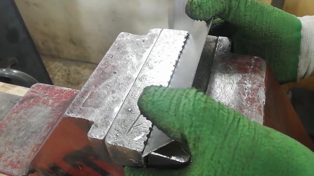 how to make assassin's creed hidden blade|how to make diy hidden knife|diy weapon смотреть онлайн