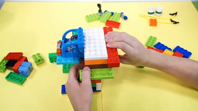 Как построить робота из лего смотреть онлайн