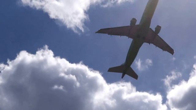 Взлёт Embraer-170 а/к S7 из а/п Саратов-Центральный смотреть онлайн