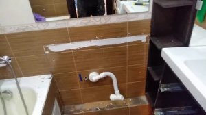 Как демонтировать раковину приклеенную на герметик к плитке