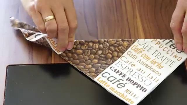 Как красиво сложить салфетки.Веер,ракушка из салфетки.Servietten falten Lotos Blumen Origami Flower смотреть онлайн