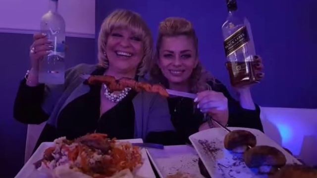 С Днём Рождения любимая подруга смотреть онлайн