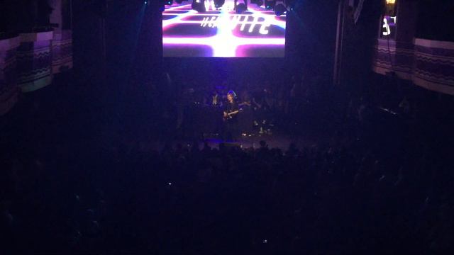 Geoff Rickly - Standing On The Edge Of Summer смотреть онлайн