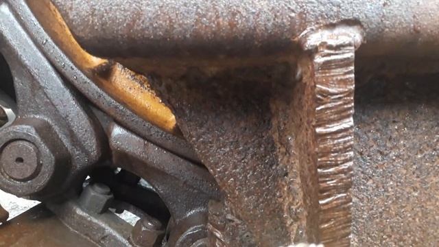 Защита схода гусениц бульдозера ЧТЗ Т-170 смотреть онлайн