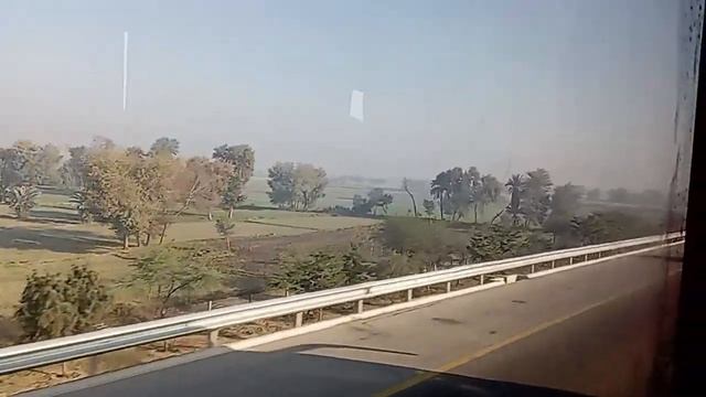 Daewoo Bus | Motorway | Sindh | Road side view | Pakistan | Cpec 19-Dec-2022 смотреть онлайн