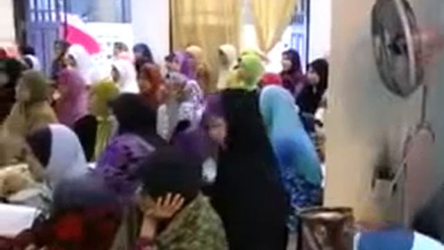 Samakan Anggota BADAN Isteri Dengan IBU ZIHAR - Ustaz Azhar Idrus смотреть онлайн