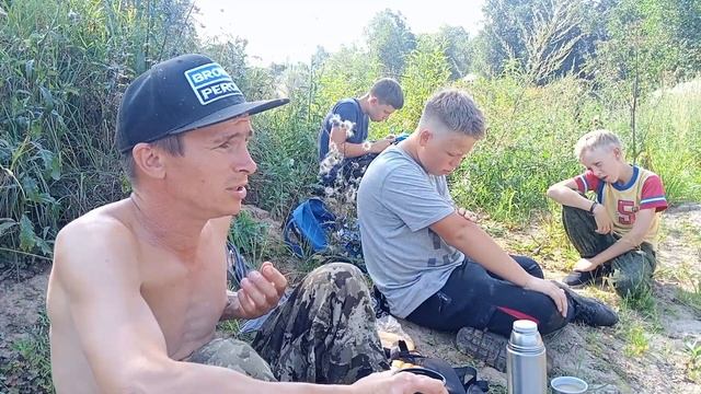 Таким способом даже я рыбу не ловил! Как спастись если заблудился в лесу. Школа тайги. смотреть онлайн