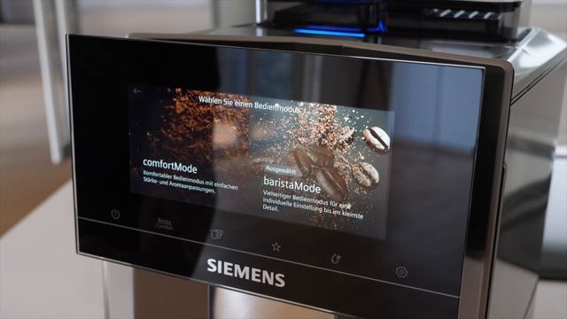 Siemens EQ.900 Kaffeevollautomat – Bedienung via Full-Touch-Display (6,8 Zoll) смотреть онлайн