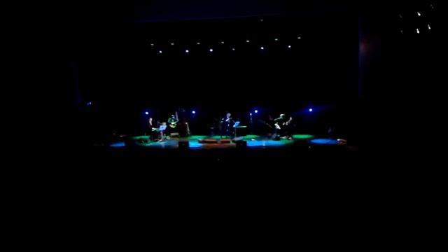 Сурганова И Оркестр - Здание красят( Live In Дом Искусств) смотреть онлайн