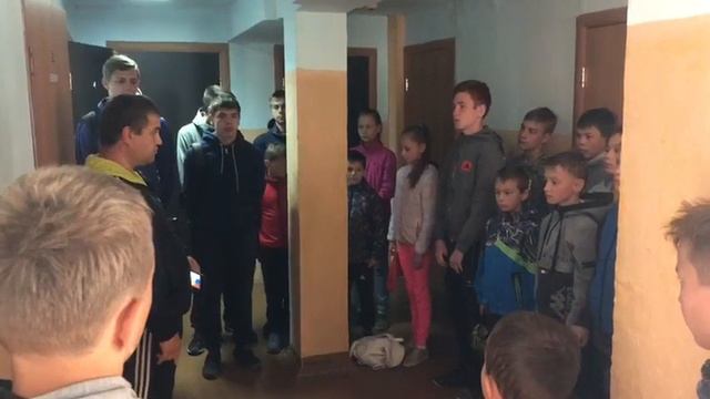 Тренировочные сборы в пгт. Верхняя Синячиха, Утреннее построение - Гимн России, 27 августа 2018 г. смотреть онлайн