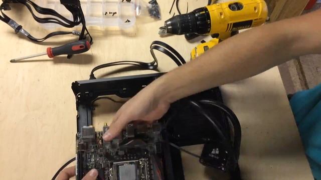 Does a GPU Blower Cooler Work as a Radiator fan? смотреть онлайн
