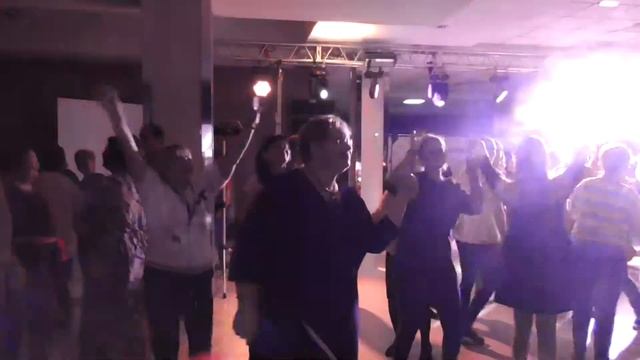 Танцуй пока молодая девочка Рая!  Вечеринка RED In DRESSг#конференция_NewStar_2018г