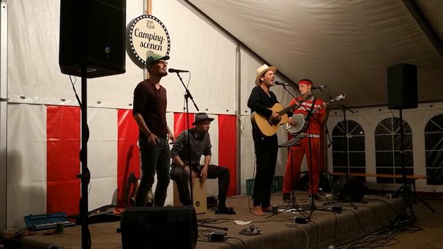 Laursen: Bonderøv i hipsterklær смотреть онлайн