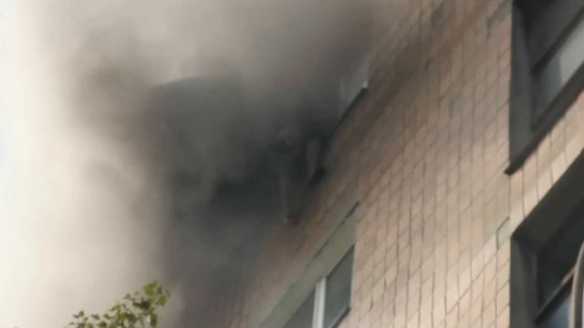 ПОЖАР в Харькове! мама и ребенок. 02.10.12 3 ролик смотреть онлайн