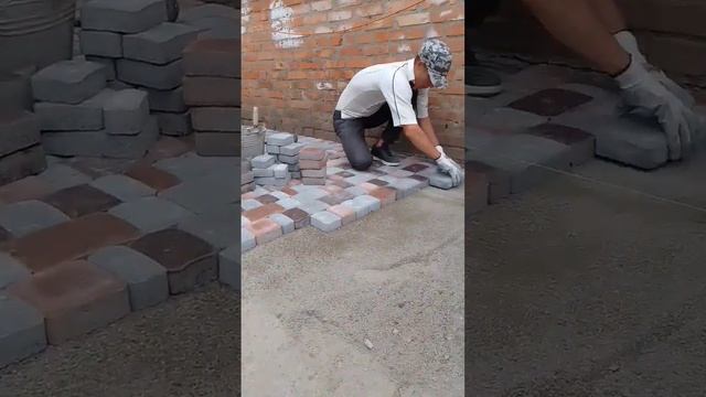 укладка тротуарной плитки брусчатки старый город смотреть онлайн