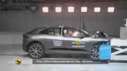 Jaguar I-Pace получил 5 звезд безопасности в краш-тестах Euro NCAP смотреть онлайн