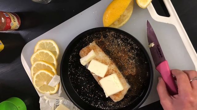 AIR FRYER BAKED COD | Not Breaded | Cod is Lemony and Full Of Yummy Spices смотреть онлайн