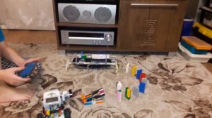 Машина Голдберга из Lego