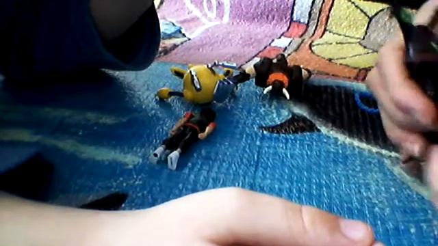 Zak Storm borba protiv Skullivar!!! смотреть онлайн