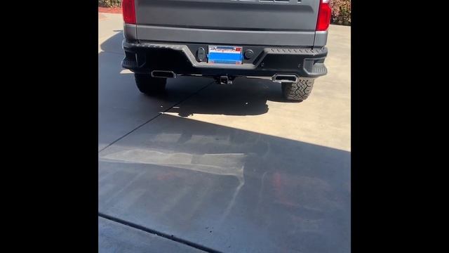 2020 6.2L Silverado Trail Boss with Borla S-Type Exhaust смотреть онлайн