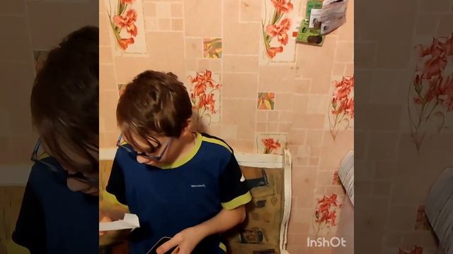 Защищённый смартфон LllF150 R2022