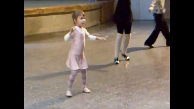 Шани и Эйтан - "Первые шаги" смотреть онлайн