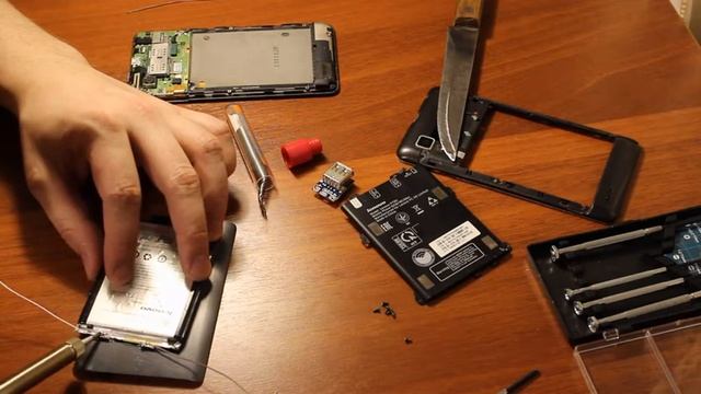 PowerBank своими руками. Дал новую жизнь другу, который прослужил не малым 5 лет. смотреть онлайн