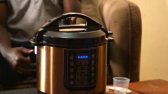 Shamba Shape Up Uganda S2 E18 Carol - eCooking journeys and tasty potatoes! смотреть онлайн