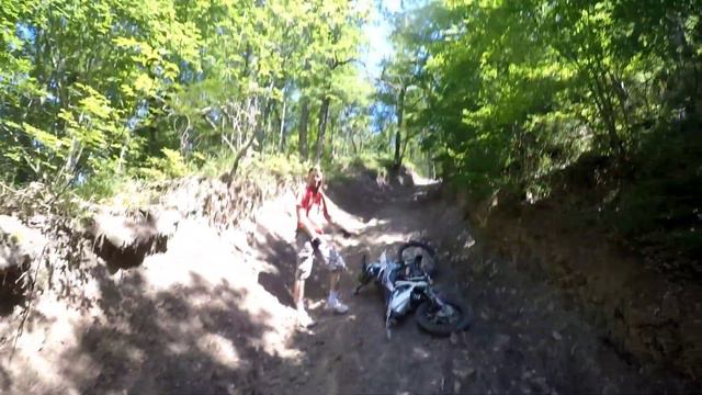 "Дпс" чуть не обломало поездку на "Шпичатский поток" смотреть онлайн