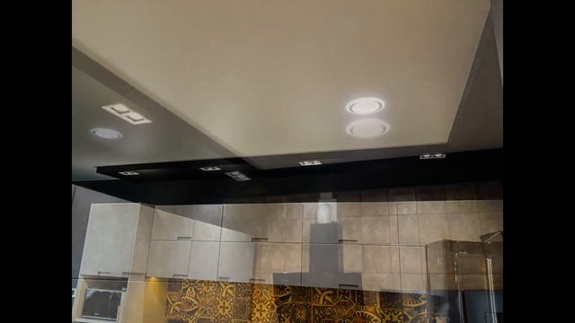 Натяжной потолок на кухне. смотреть онлайн