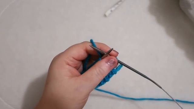 САМЫЙ ПРОСТОЙ БЕРЕТ СПИЦАМИ. ВЯЖЕТСЯ ЛЕГКО! СМОТРИТСЯ ШИКАРНО! смотреть онлайн